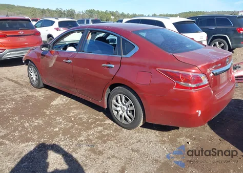 2013 Nissan Altima 2.5 S z USA, uszkodzony, nr VIN 1N4AL3AP4DN577489